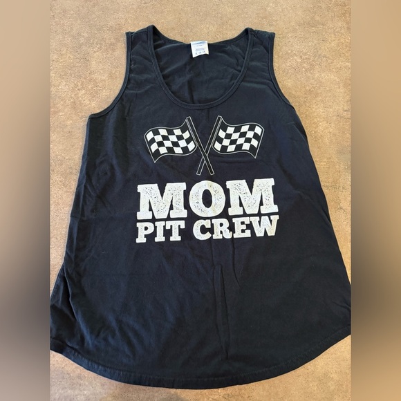 'Mom Pit Crew'  Black Tank Top with checkered flags Women’s Size M - Picture 1 of 4